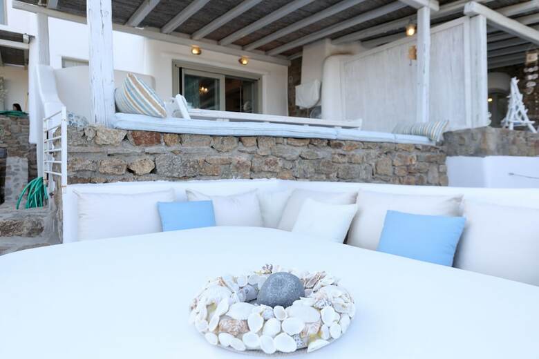 Anthi House