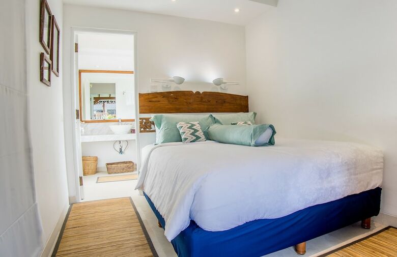 Bed & Breakfast Canggu Villa & Cooking Retreat