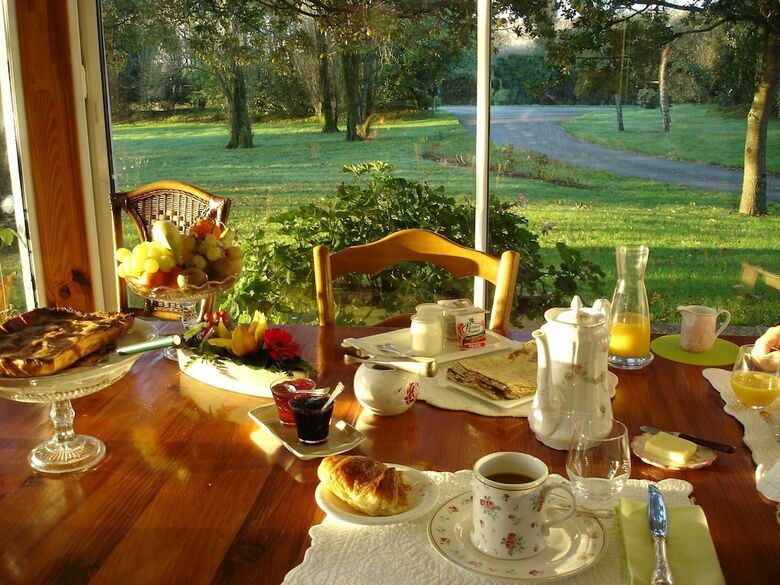 Bed & Breakfast Chambre D'h�tes Entre Mer Et Monts