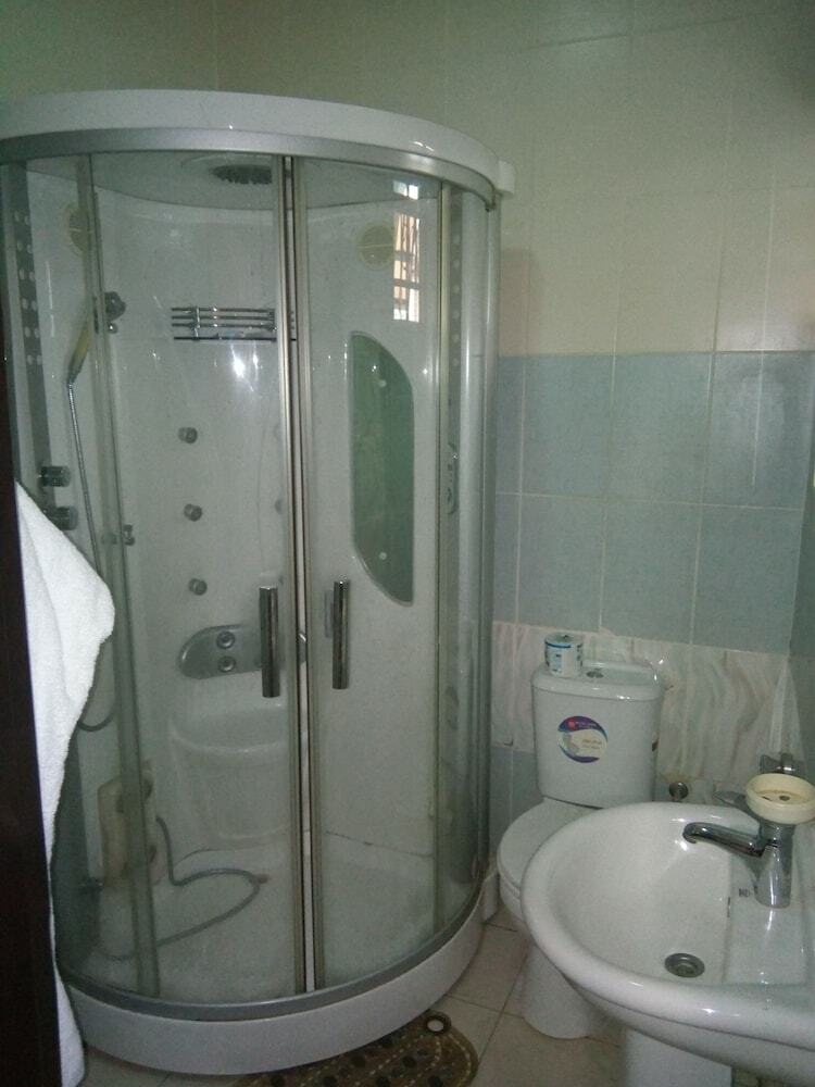 Hotel Zeina Suites Abuja