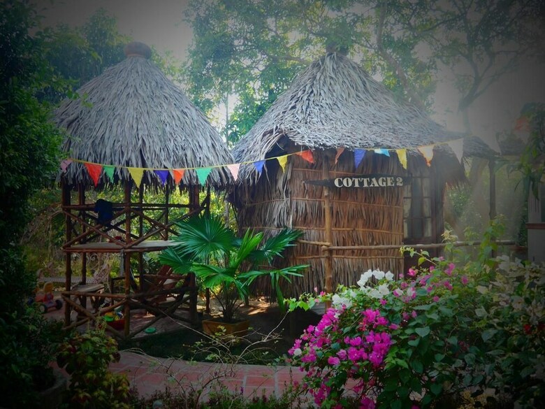 Hotel Happy Family Guesthouse