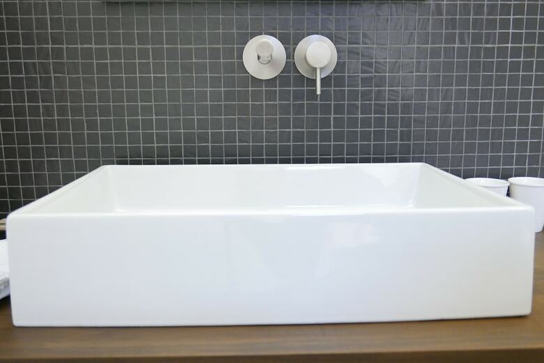 Bed & Breakfast Tour Sarrazine De Montaren