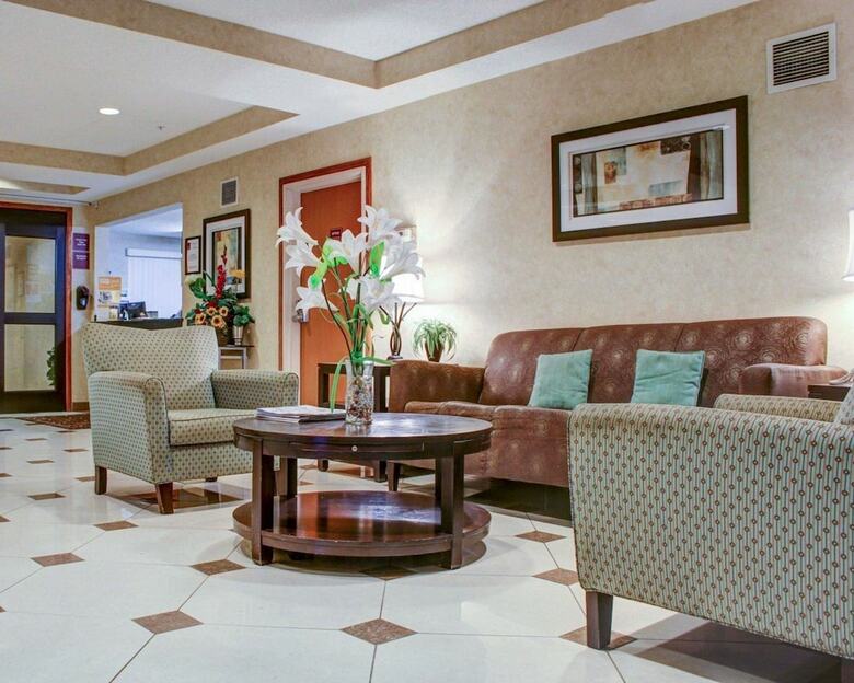 Hotel Comfort Suites Tucson Airport
