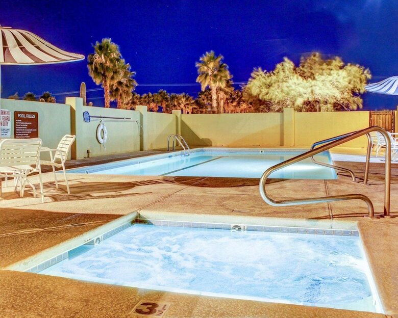 Hotel Comfort Suites Tucson Airport