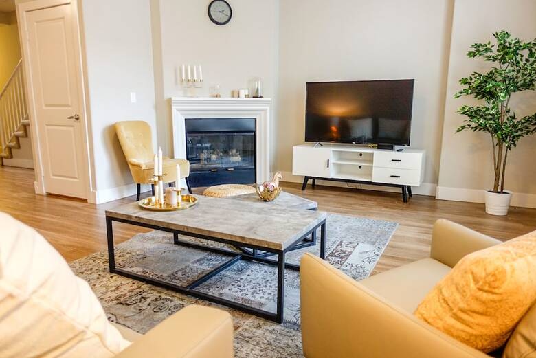 Aparthotel Downtown La Fully Furnished Apartments