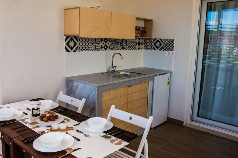 Hotel Aristotelia Gi