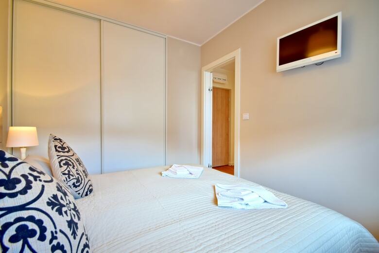 Ambria Apartments II
