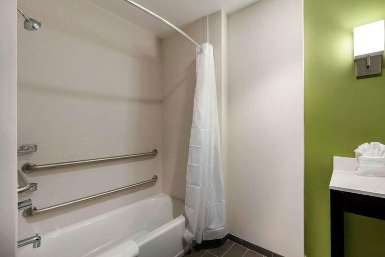 Posada Sleep Inn & Suites Tampa South