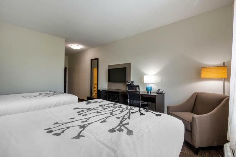 Posada Sleep Inn & Suites Tampa South