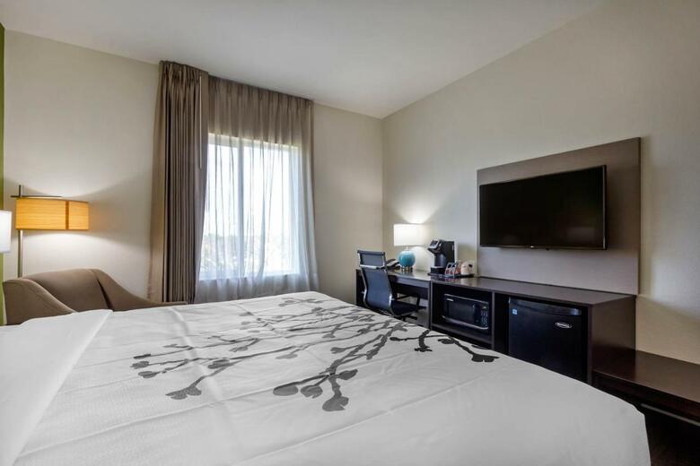 Posada Sleep Inn & Suites Tampa South