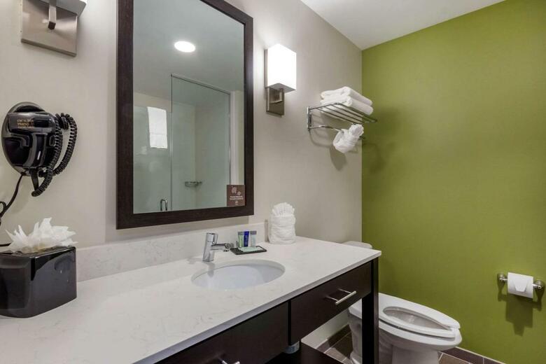 Posada Sleep Inn & Suites Tampa South