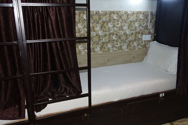 Hostal Sunshine Hostels