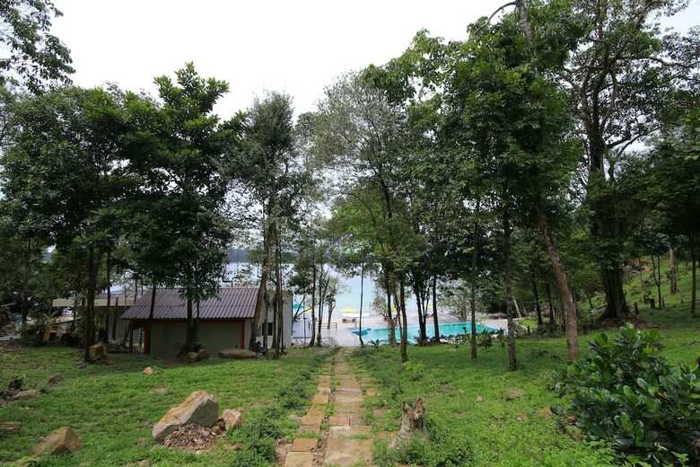 Hotel Pearl Resort