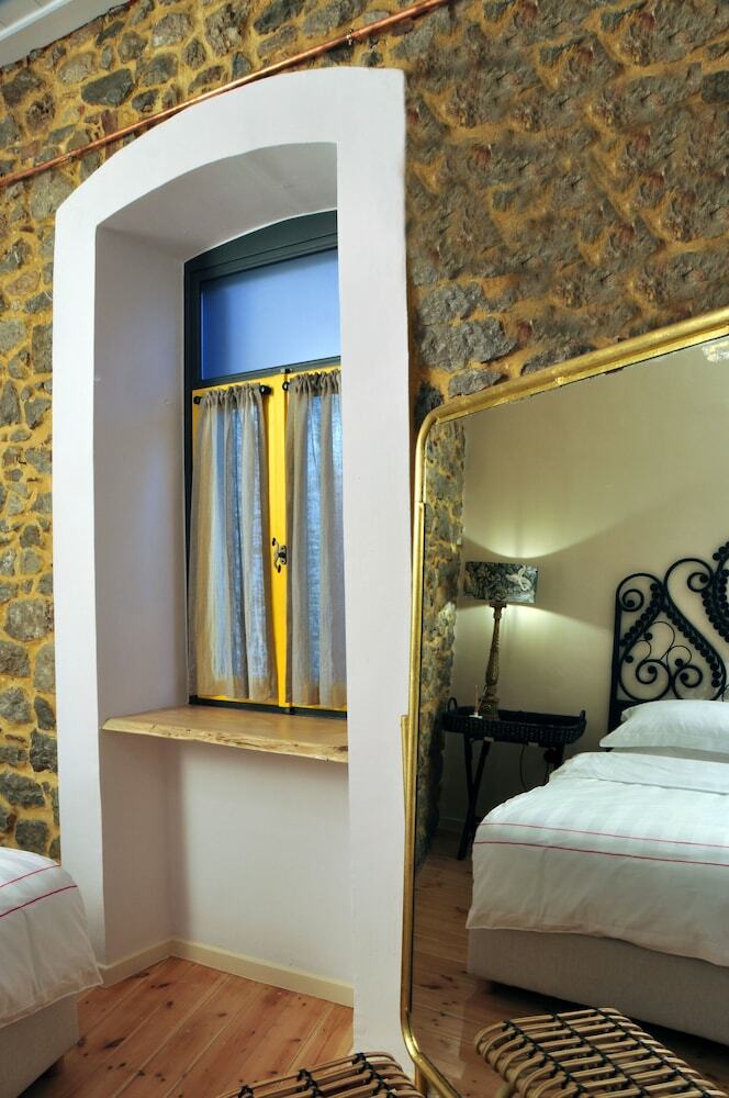 Hotel Leone Guesthouse