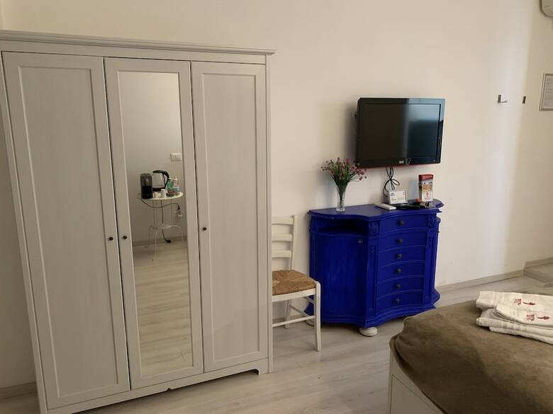 Hotel Tiburtina Suites