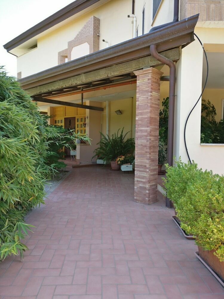 Hotel B&B Spineta Pool