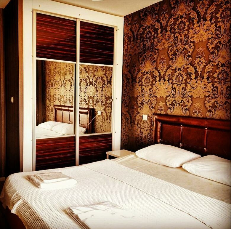 Hotel Sefa House