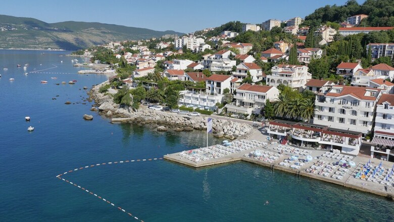 Hotel Perla - Annexes