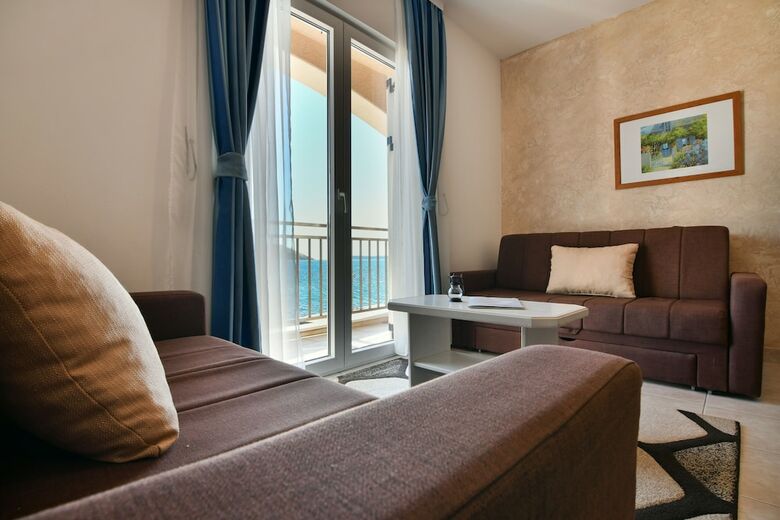 Hotel Perla - Annexes