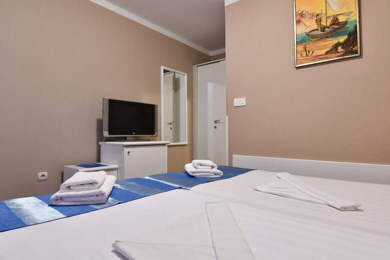 Hotel Xanadu