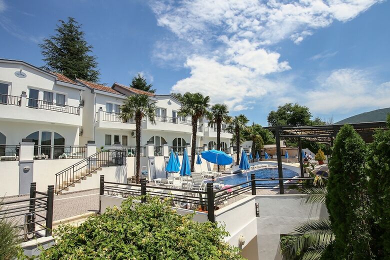 Hotel Xanadu