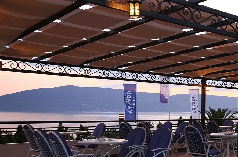 Hotel Xanadu