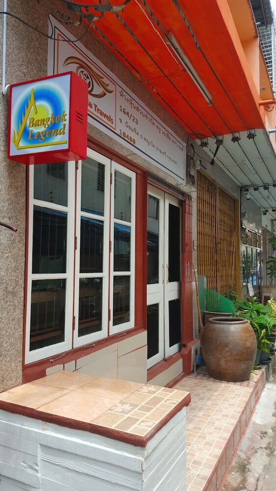 Hostal Bangkok Legend