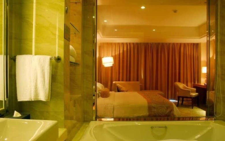 Aoyuan Golf Hotel