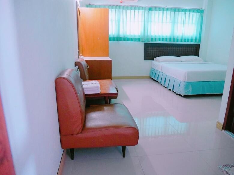 Pakchong Phubade Hotel