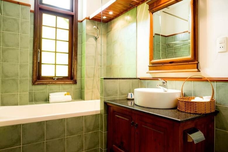 Apartamentos Ba Tra House