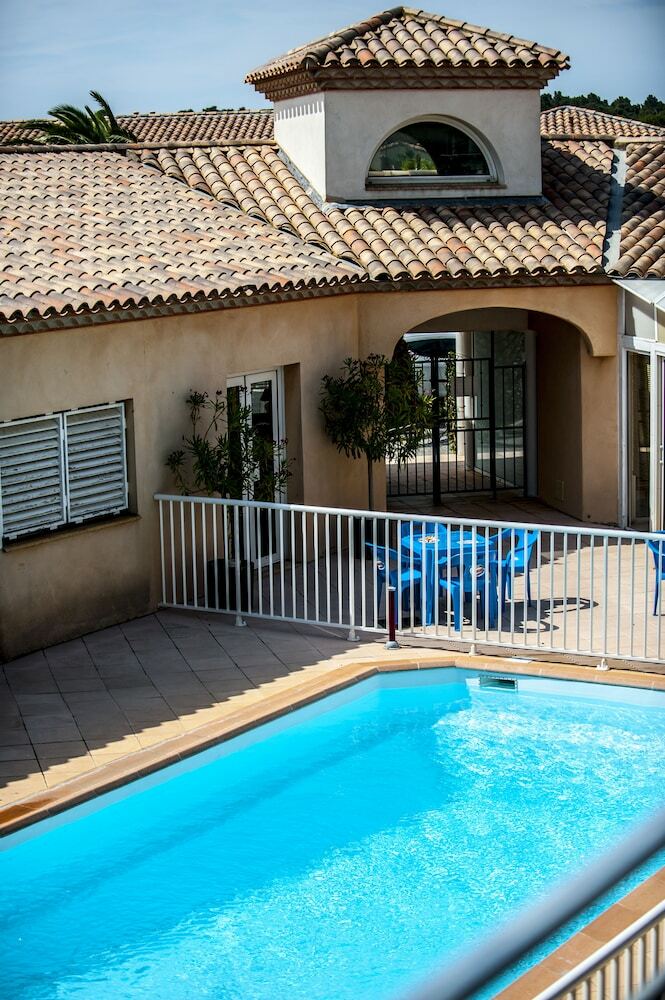 Residencia H�tel Leukos