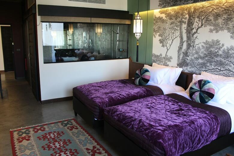 Lao Poet Hotel