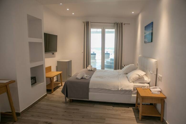 Acrogiali Beach Hotel