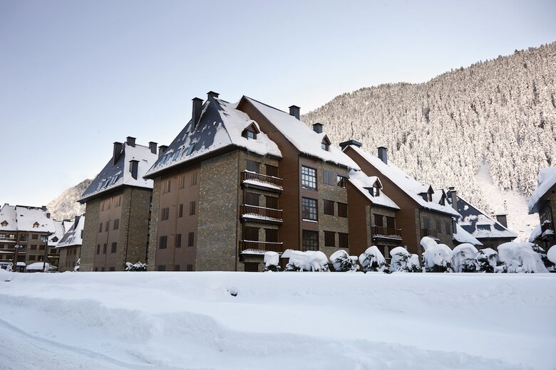 Apartamentos Val De Ruda Luxe 60 By Feelfree Rentals