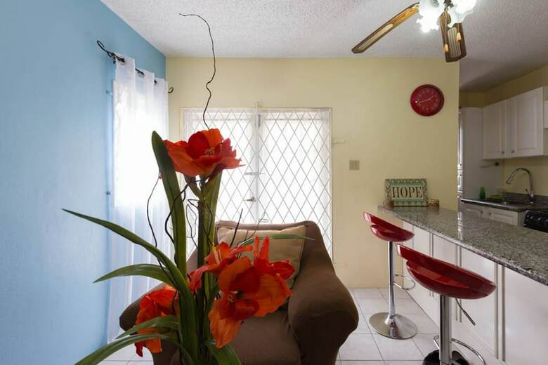 Apartamentos Kgn Most Centrally Located One Bdrm II