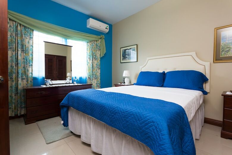 New Kingston Guest Apartment At Inglaterra III