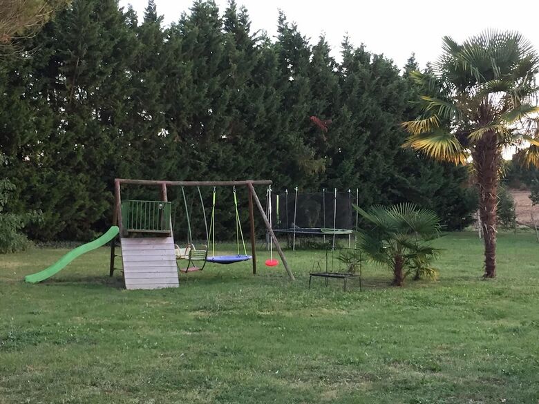 Domaine En Castanet - G�te La Bergerie