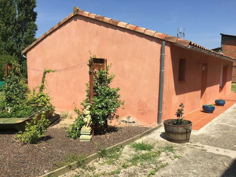 Domaine En Castanet - G�te La Bergerie