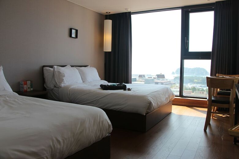 Fk Alegria Hotel