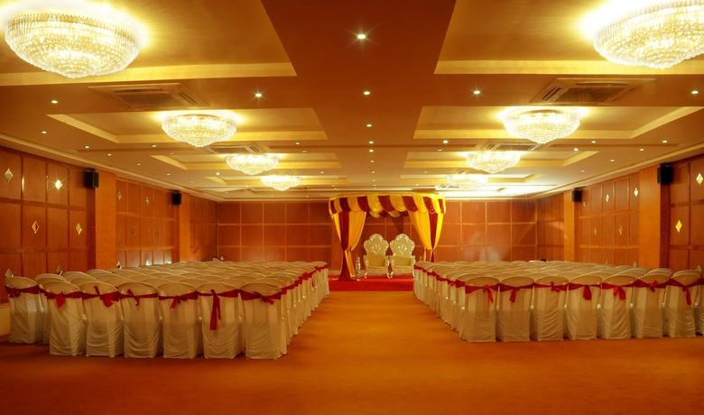 Silver Sand Hotel