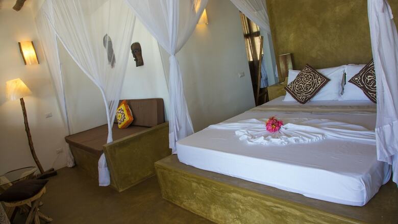 Posada Milele Beach Resort