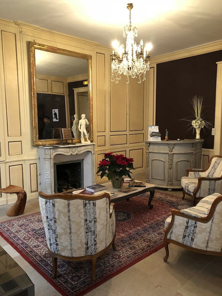 Hotel Chambre D'h�tes Auberge Des Capucins