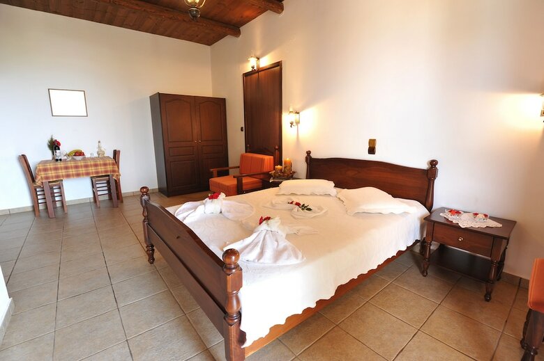 Aparthotel Kavousi Resort