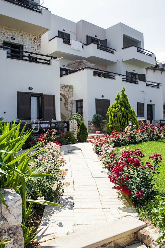 Aparthotel Kavousi Resort