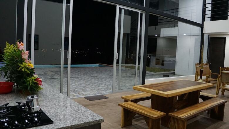 Villa Alejos