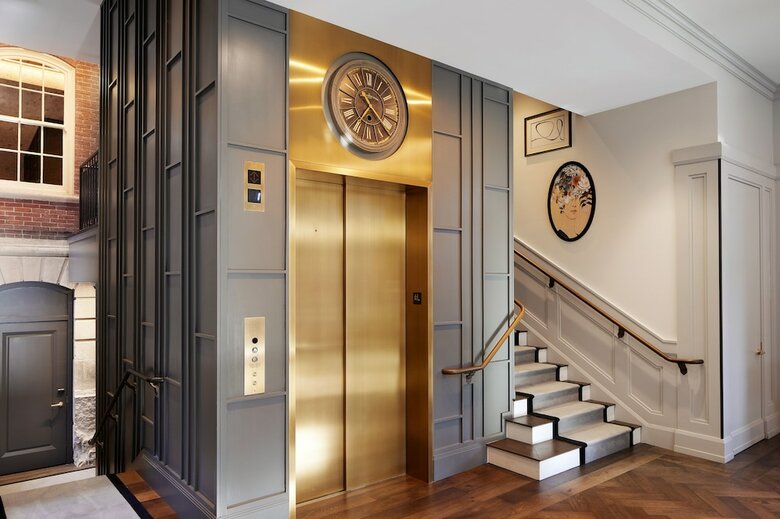 The Whitney Hotel
