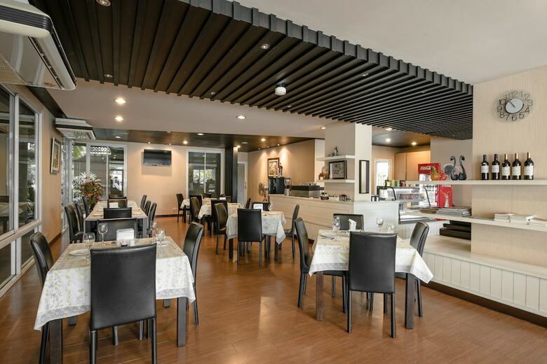 The Tepp Aparthotel