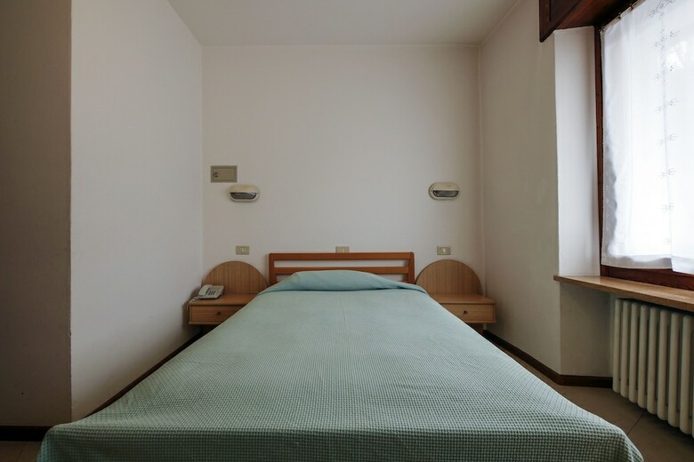 Hotel Albergo De March
