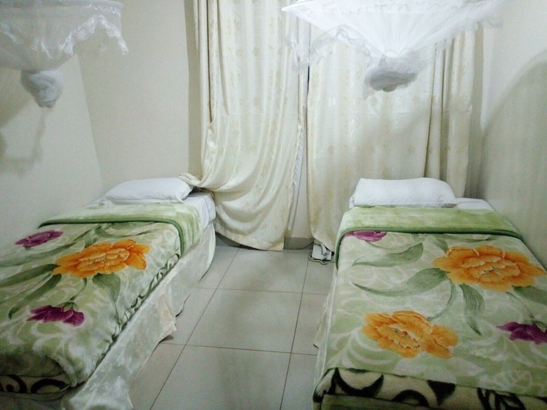 Deira Hotel Ltd