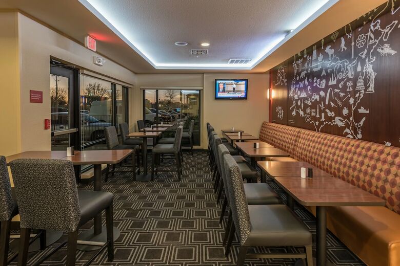 Hotel Towneplace Suites Dallas Desoto